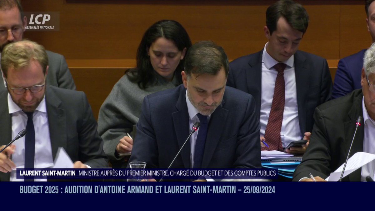 "Oui, la situation de nos finances publiques est grave", dit Laurent Saint-Martin. "Le déficit public risque de dépasser les 6% du PIB selon les dernières estimations", en raison de "recettes fiscales moins importantes" et d'un "attentisme des acteurs économiques". #DirectAN