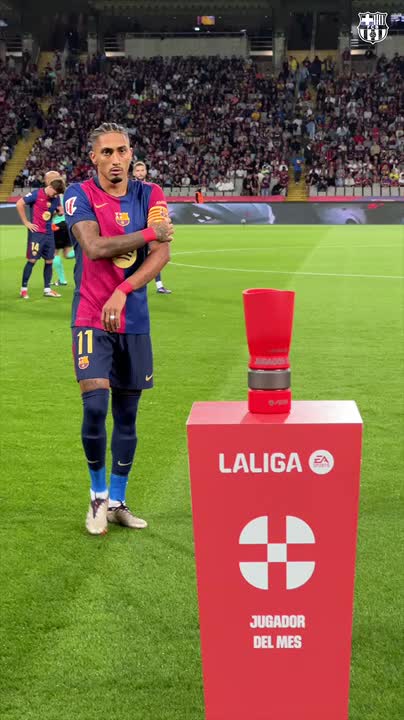 🔥 Raphinha, La Liga Player of the Month!