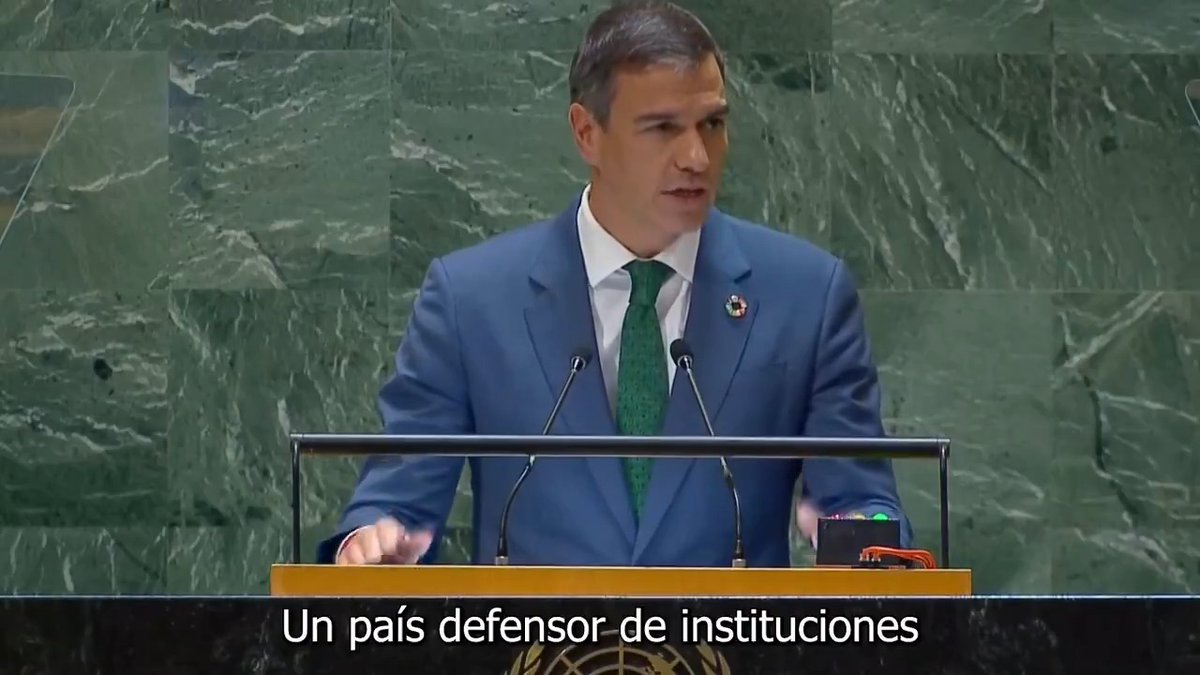 España es un país comprometido con los valores de la ONU, con un orden internacional basado en las normas y principios consagrados en la Carta de Naciones Unidas. Que cree en los mecanismos internacionales de rendición de cuentas, defendiendo instituciones como la Corte Internacional de Justicia y la Corte Penal Internacional, esenciales para la paz, la justicia y la reparación de las víctimas. Que se conduce desde una máxima fundamental: el valor de la coherencia. Decimos lo mismo en Ucrania, en Gaza y en cualquier lugar del mundo. La paz, la democracia y el desarrollo son esenciales para el progreso de las naciones. Trabajar por la paz hoy es más que una obligación moral, es una necesidad existencial.
