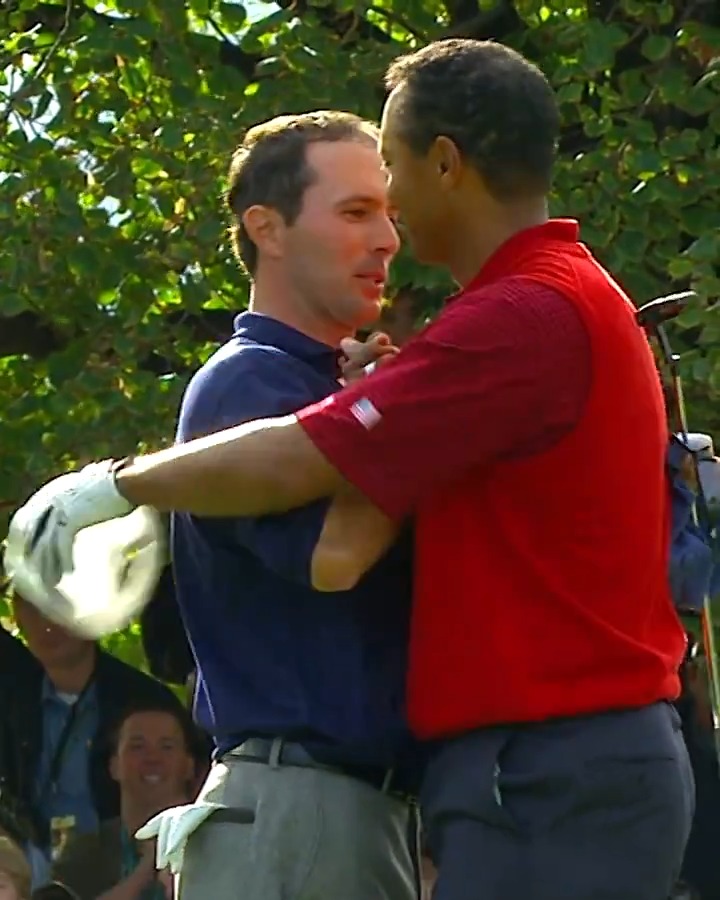 🇨🇦 Weir vs. Woods 🇺🇸 A match for the ages as the Canadian took Tiger Woods to the 18th hole in his home country at the 2007 Presidents Cup. #TOURVault