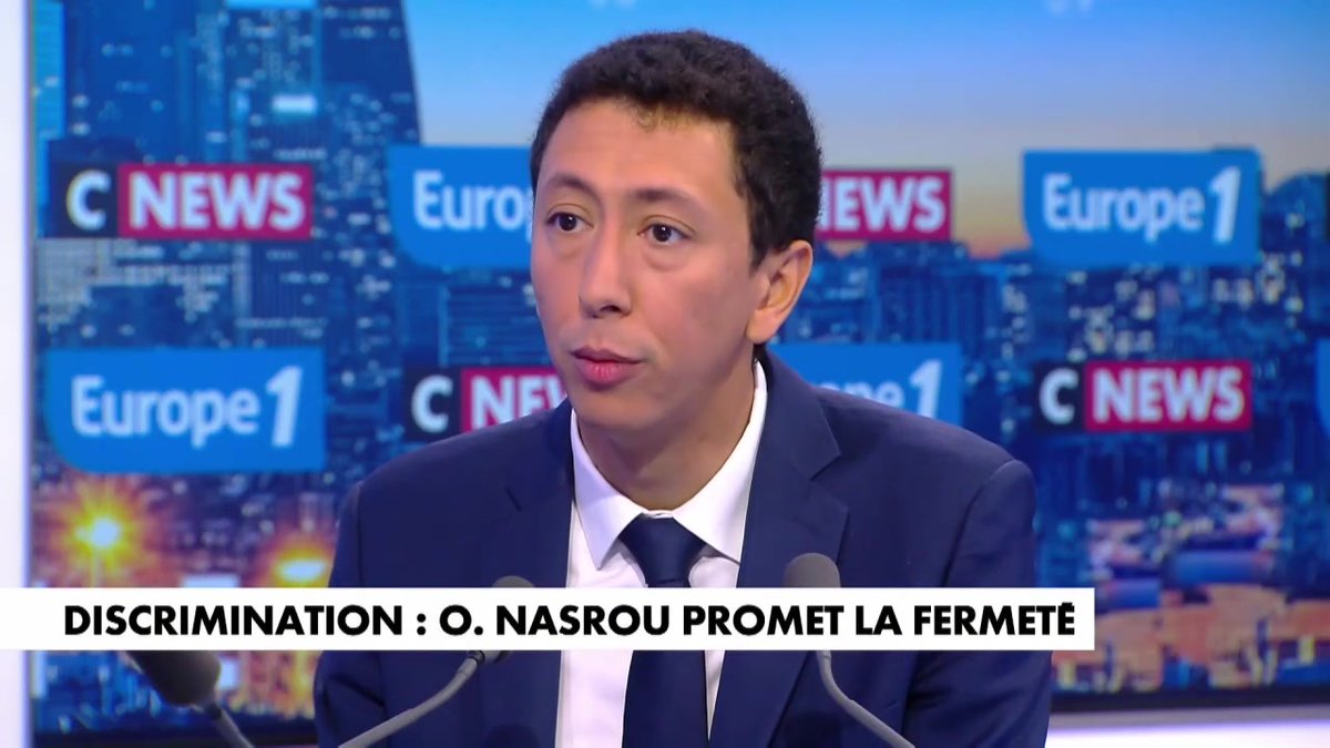 Personne ne doit être inquiété en raison de son orientation sexuelle, son origine, sa religion ou son handicap. Je veux exprimer à nouveau le soutien de tout le gouvernement à Paul et à sa famille.