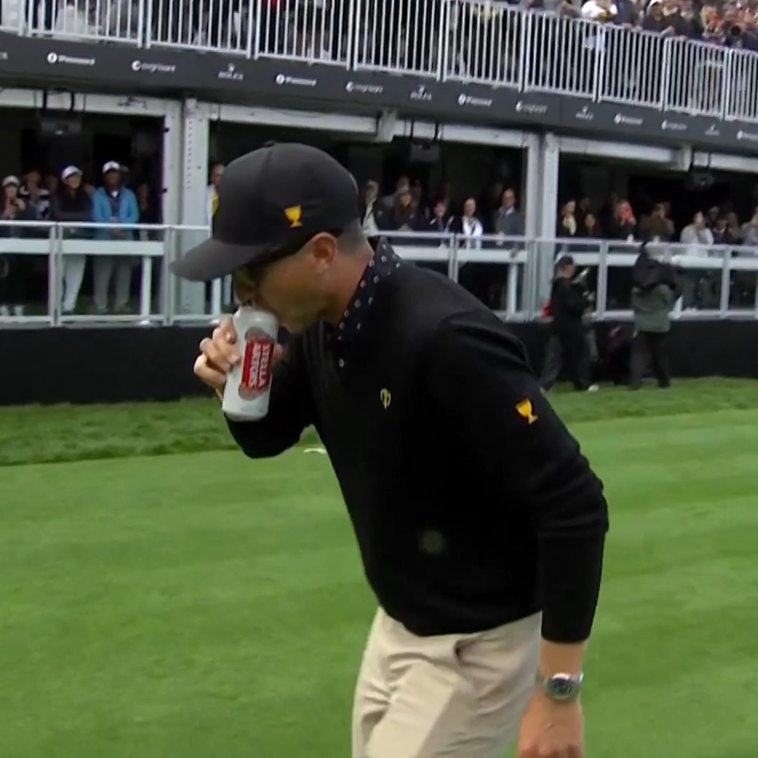 Mackenzie Hughes gets the crowd fired up with a quick beer chug on the 1st tee! 😂🇨🇦 📺 Golf Channel 📱 NBC Sports app | #PresidentsCup