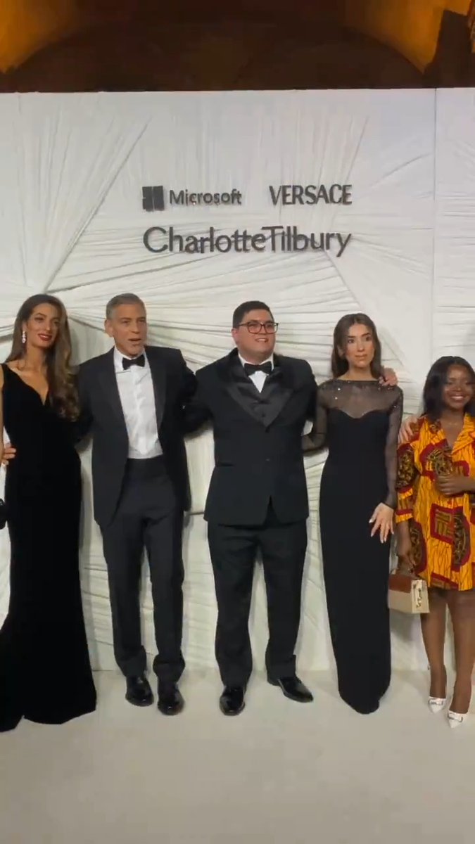 The Clooneys pose on the carpet with this years honorees at #TheAlbies