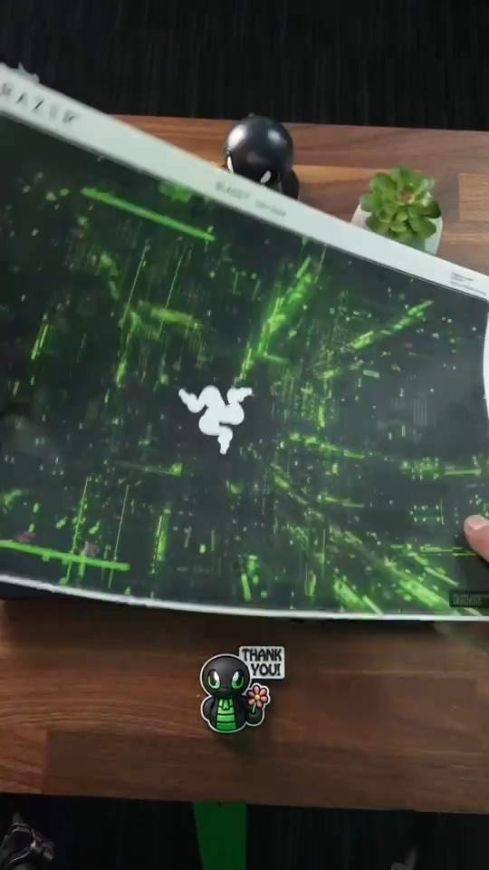 What do you think of this #RazerCon2024 Razer Skin? If you want a chance to win a Razer Blade 18, RSVP for the stream now at Make sure you’re watching live on September 28th, 10 AM PDT!