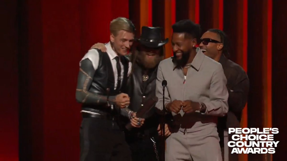 Think we can all agree we'd love more of mgk and Jelly Roll. 🤝 Lonely Road is your #PCCAs Crossover Song of 2024! Watch the #PCCAs on NBC Entertainment and streaming on Peacock.