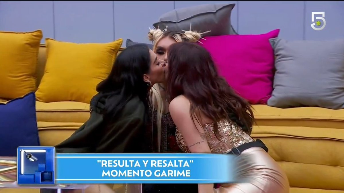 ¡Comenzamos este 'Resulta y Resalta' con un esperado (y delicidioso) Beso de Tres! 🫦🥵 #LaCasaDeLosFamososMx, GRAN FINAL este domingo a las 8:30 p.m. por #LasEstrellas y #ViX 📺📱