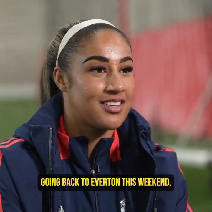 Ready to meet some familiar faces 👀 @GabsGeorge talks us through her injury return, and tells us what we can expect from her former club on Sunday 👊 #MUWomen