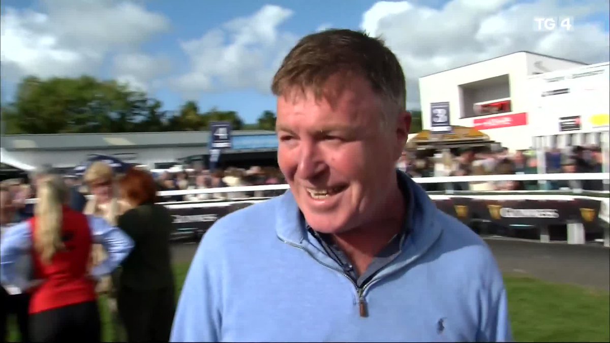 "There'll be drink drank there tonight anyway with the help of God" 😅 Thomas O'Doherty traenálaí buacach ar Rásaí BEO TG4 - anois ar TG4 🏇 Horse Racing Ireland Listowel Races Meghann Scully