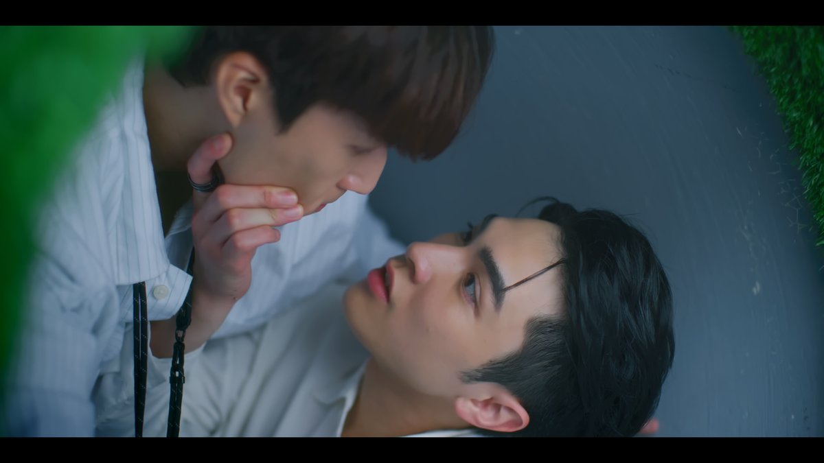 TAIWAN |#SeeYourLove #看見愛," starring Lin Yu and Kim Yun, has unveiled its first official teaser! Zi Xiong, a third-generation heir avoiding his family's business, who unexpectedly falls for Shao Peng, a hearing-impaired nurse. Premiering this Oct!