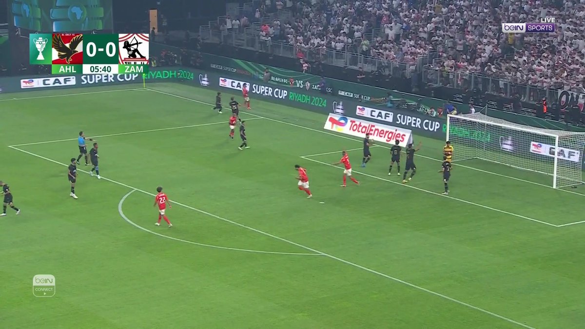 حارس الزمالك يتعملق ويحرم الأهلي من هدف التقدم #كأس_السوبر_الإفريقي | #الأهلي | #الزمالك