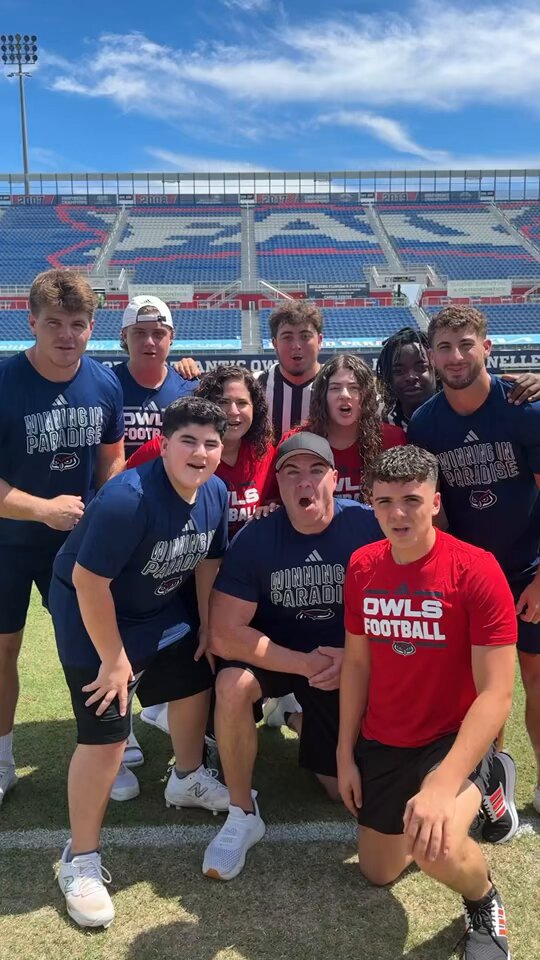 FAU Brings The BOOM! 💥 #dance #song #football #college #father #son #mother #daughter #family #fun #bigjustice #boom
