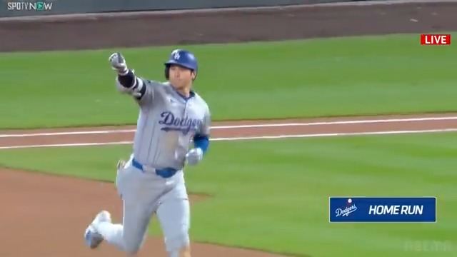 [速報] #大谷翔平 54号3ランHR🔥 ／ 高めの変化球にフルスイングした 豪快な1発はライトスタンド2階に 突き刺さる確信弾!! "54HR-57盗塁"に記録更新!! ＼ 🇺🇸#MLB 2024 🆚#ドジャース ×ロッキーズ 📺#アベマ で無料生中継 #どこでもアベマでMLB #SPOTVNOW #大谷ホームラン