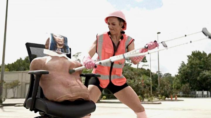EXCLUSIVE: CHELSEA GREEN continues her training as she gets ready for her Dumpster Match against Michin 미친. #SmackDown