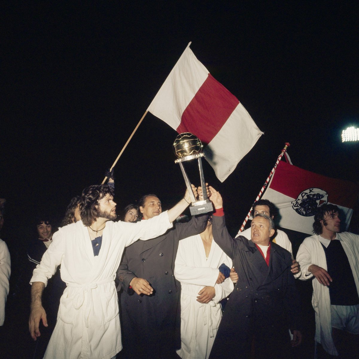 #OnThisDay in 1972, we lifted the FIFA Club World Cup for the first time! 🤩