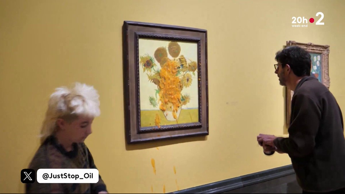 Les deux jeunes militantes écologistes qui avaient jeté de la soupe sur le tableau "Les Tournesols" de Van Gogh à Londres, en octobre 2022, ont écopé de 20 et 24 mois de prison ferme. Une peine particulièrement sévère, qui choque. ▶️ #JT20H