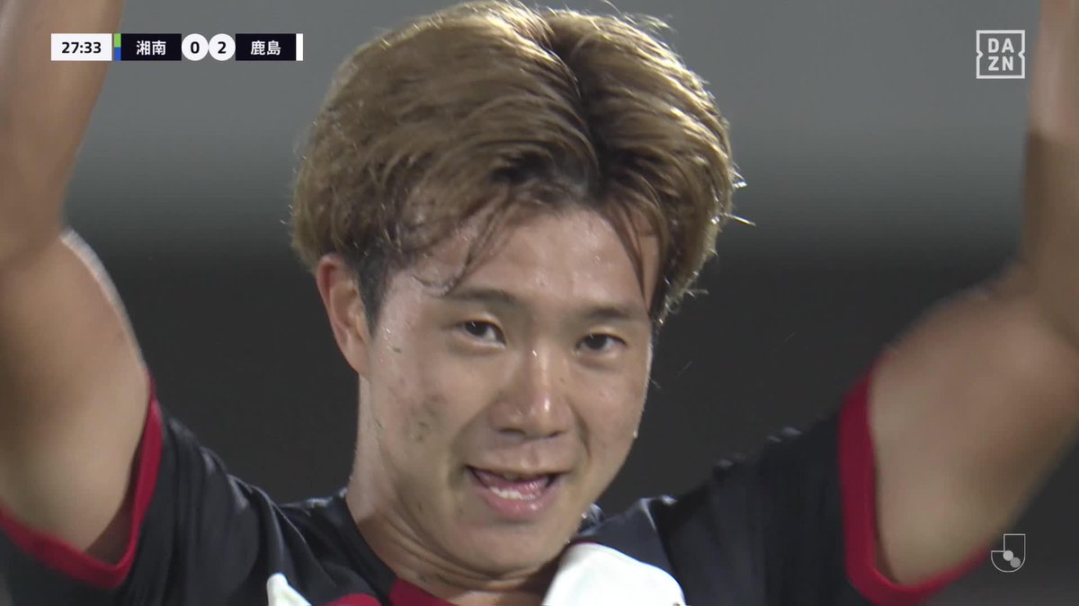 / SBと思えぬ嗅覚✨ \ #濃野公人 が立て続けの2点目⚽⚽ 鈴木優磨のアシストにFW顔負けの嗅覚で反応! 🏆明治安田J1第32節 🆚湘南×鹿島 📺#DAZN でライブ配信中 #湘南鹿島