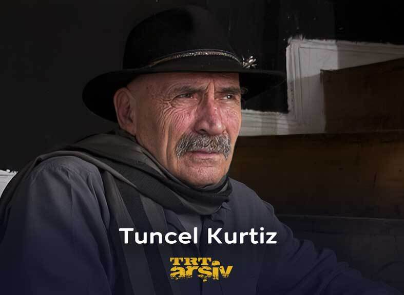 70’ten fazla filmde rol alan, yerli ve yabancı pek çok ödülün sahibi, usta oyuncu #TuncelKurtiz 11 yıl önce aramızdan ayrıldı. 🎭