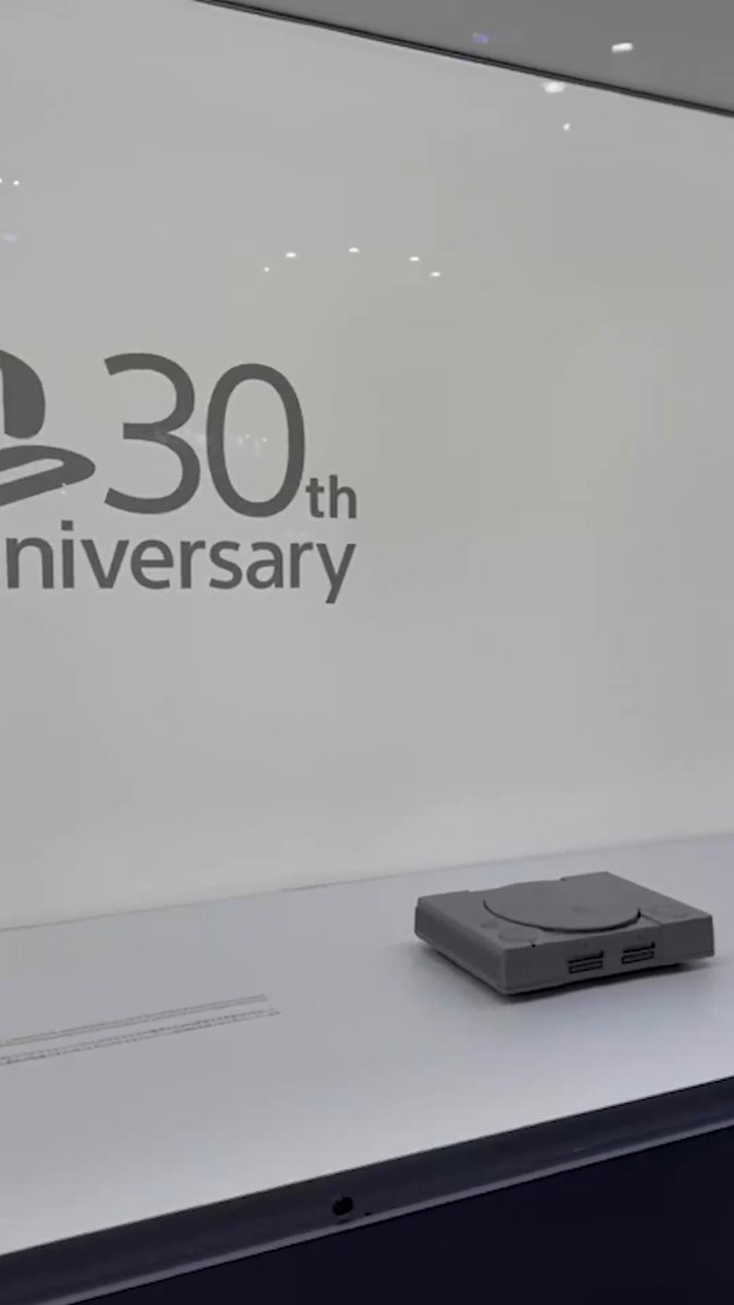 PlayStation’s 30th Anniversary Bundle live at Tokyo Game Show 👀