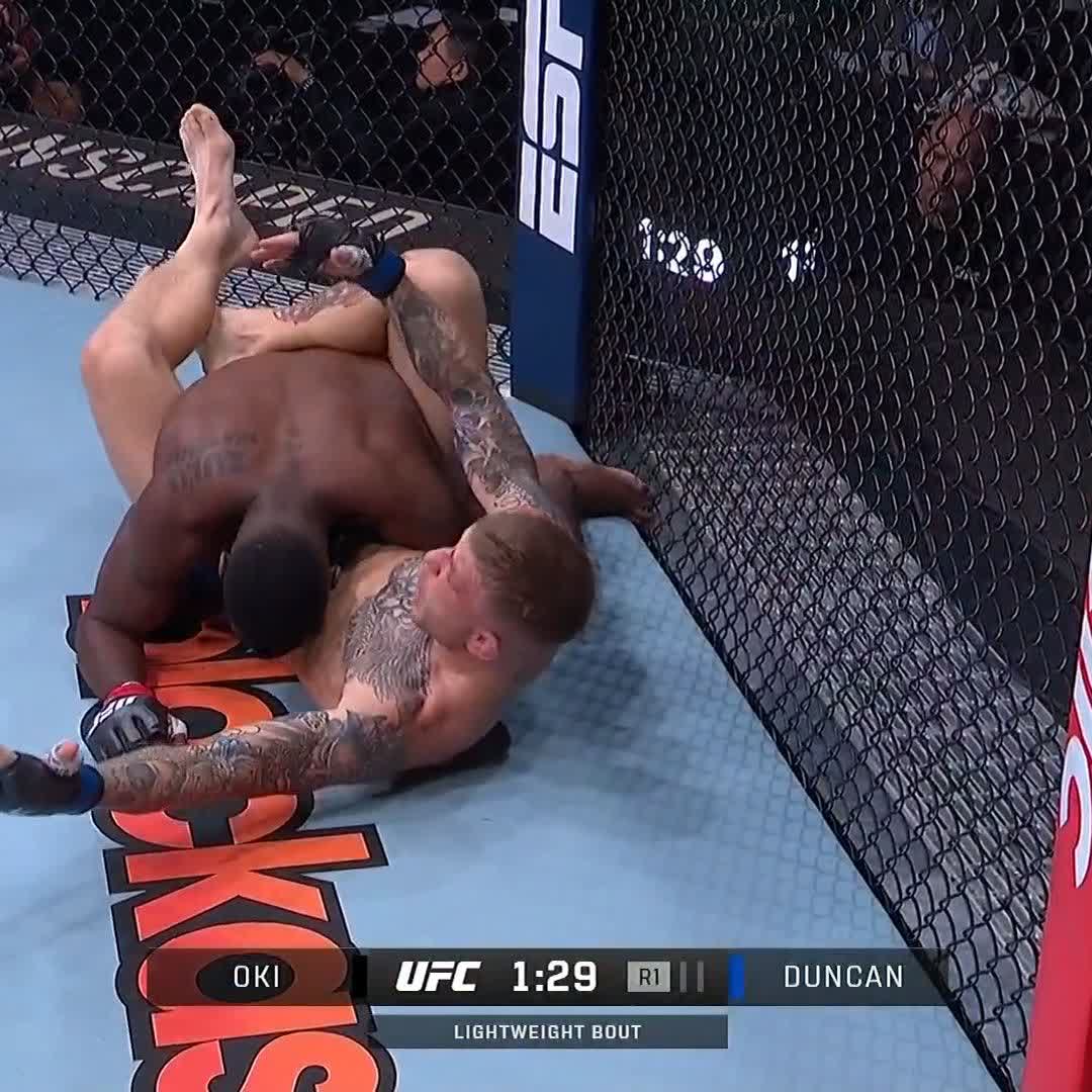 OUT COLD! 😳 Chris duncan kicking off #UFCParis with a submission win! Watch our prelims NOW on UFC FIGHT PASS 📺