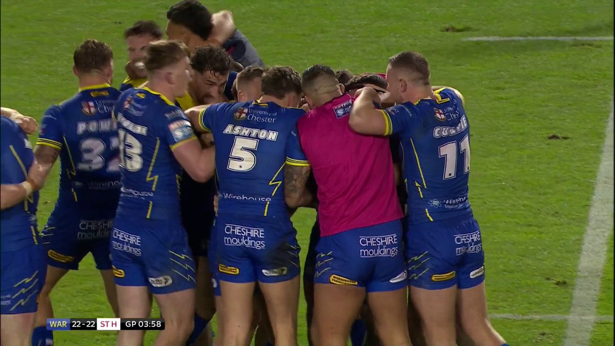 Its George Williams with the drop goal and Warrington move onto the SuperLeague semi-finals and the Saints are out!!! #SkySportsRL
