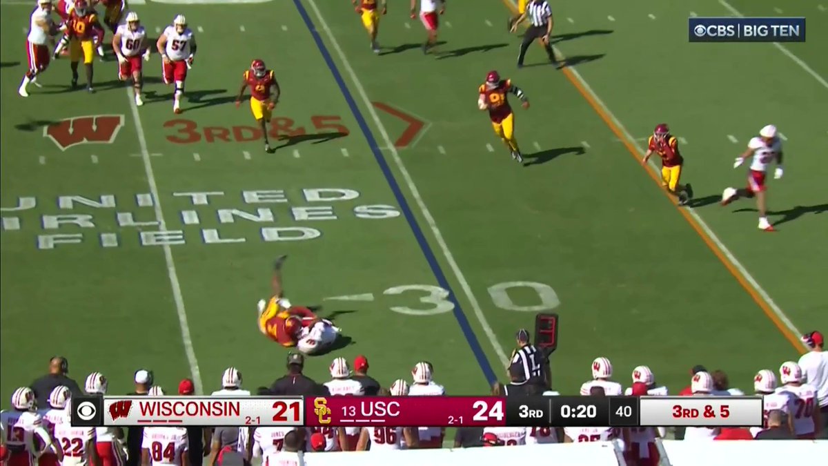 He laid the BOOM 💥 USC Football ✌️