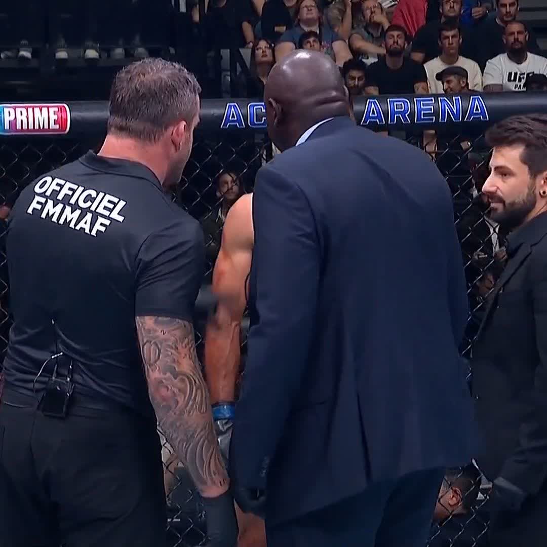 C'est malheureusement les risques du métier.... Benoît s'incline par arrêt du médecin entre le deuxième et troisième round... Triste fin pour cet #UFCParis
