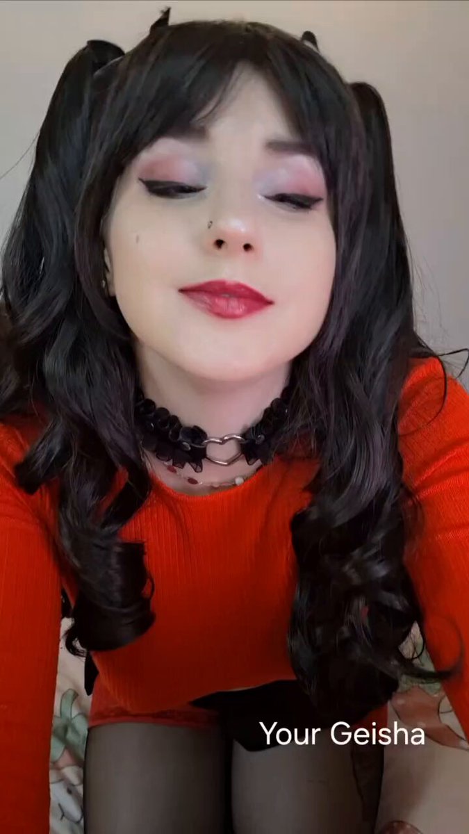 Say "hi" and check your inbox 👄