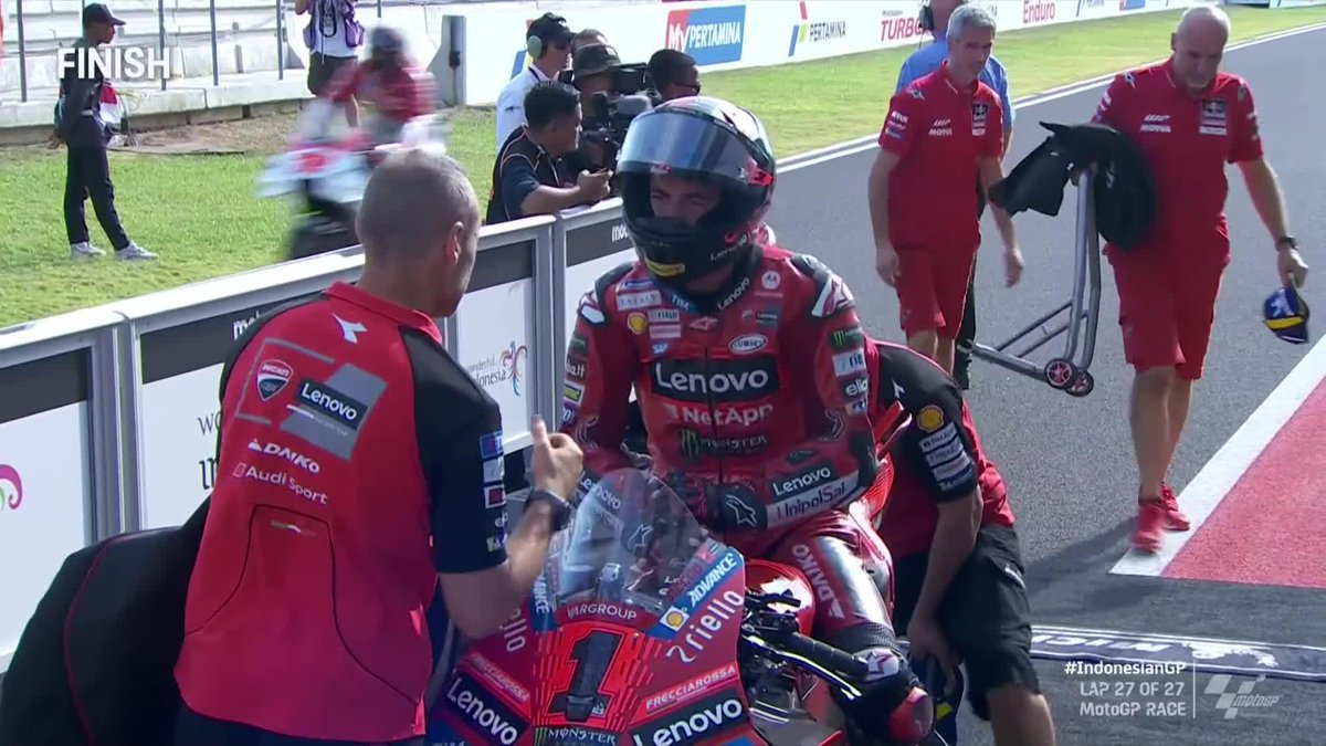 Great damage limitation 💪 Pecco Bagnaia crucially ends up on the podium 🥉 #IndonesianGP 🇮🇩
