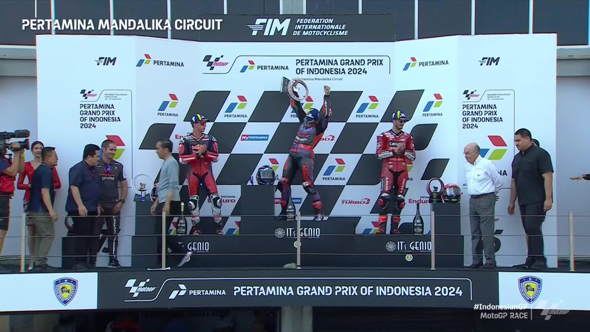 What a difference a day makes in #MotoGP 🙌🔄 Your race winner in Mandalika, Jorge Martín Almoguera!🏆 #IndonesianGP 🇮🇩