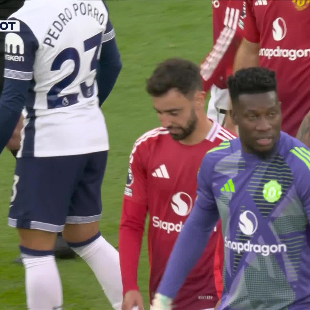 A HUGE blow for Man United 😲 Fernandes is shown a red card and United are reduced to 10 men ‼️ 📺 Stream #MUNTOT on DStv: