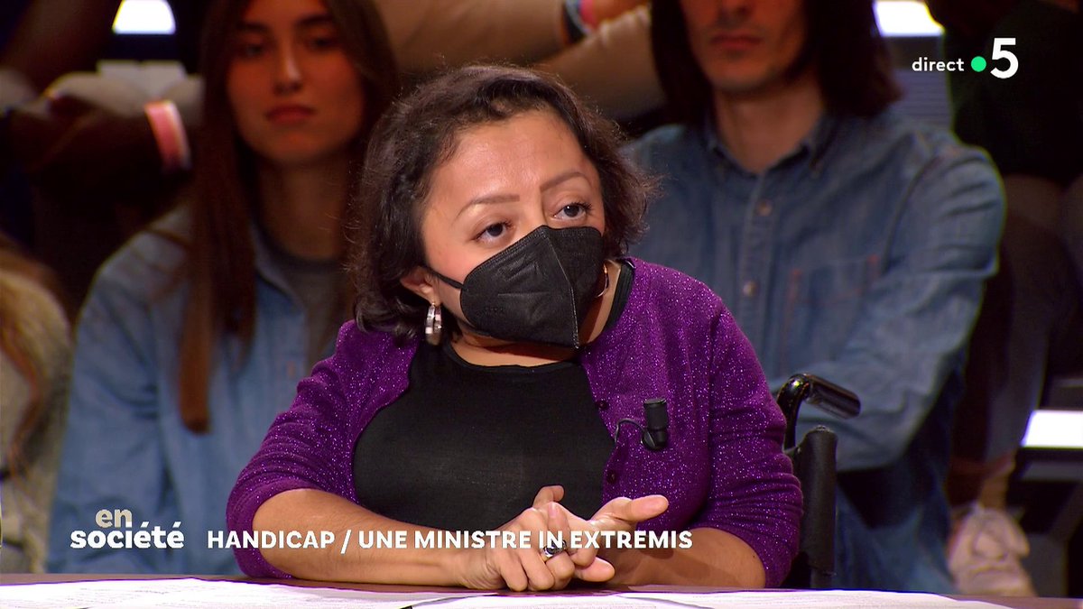 💬 « Moi je ne fais pas partie des gens qui sont rassurés par la nomination d'un ministre dédié au handicap. Pour moi, cela ne va rien changer, je suis plus inquiète qu'autre chose. » Elisa ROJAS, avocate dans #Ensociété ➡️La suite :