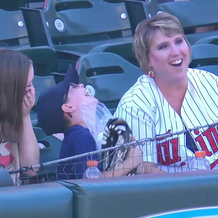 The best memories are made at the ballpark ❤ #MNTwins | #MLB