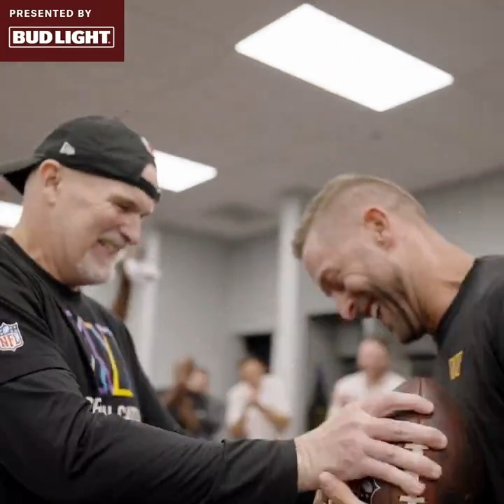 ELECTRIC: THE #COMMANDERS LOCKER ROOM WENT CRAZY AS DAN QUINN GAVE OC KLIFF KINGSBURY THE GAME BALL. His response: “ON TO THE MOTHERF*CKING NEXT!!” 😤😤😤 Pretty special for Kliff to do this against Arizona, who fired him as their head coach