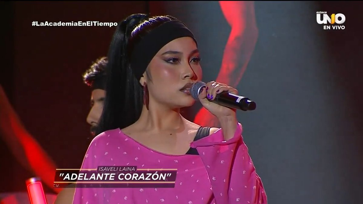 #IsaveliLaina dejó el alma en el escenario con la canción "𝗔𝗗𝗘𝗟𝗔𝗡𝗧𝗘 𝗖𝗢𝗥𝗔𝗭𝗢́𝗡" de #DanielaRomo 🔥🎶. ¿Qué te pareció su interpretación? 👇🏼 #LaAcademia #TeCambiaLaVida #LaAcademiaEnElTiempo 🔴 EN VIVO ahora: