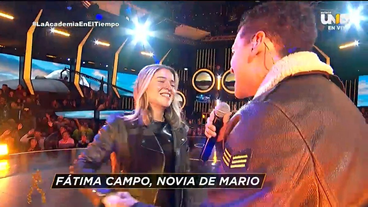 🎶"Será, será como tú quieras, pero así será"🎶 ¡Nos derretimos con la interpretación de #MarioGirón que cantó "𝗣𝗢𝗥 𝗔𝗠𝗔𝗥𝗧𝗘 𝗔𝗦𝗜́" de #CristianCastro 🥰✨. 👇🏼#LaAcademia #TeCambiaLaVida #LaAcademiaEnElTiempo 🔴 EN VIVO ahora: