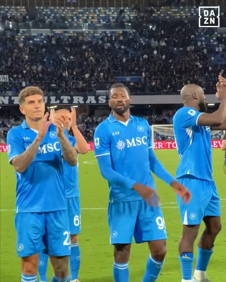 Torna un coro molto famoso al Maradona 🔊🇮🇹 #NapoliMonza #SerieAEnilive #DAZN