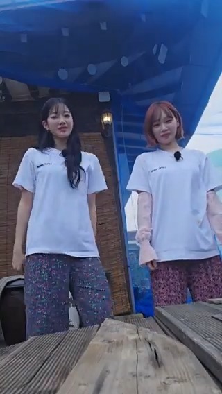 ε=ε=ε=ε=ε=👟🐯 ▪️ ▪️ ▪️ #LE_SSERAFIM #르세라핌 #KIMCHAEWON #김채원 #KAZUHA #카즈하 #LE_SSERAFIM_CRAZY ⚡️