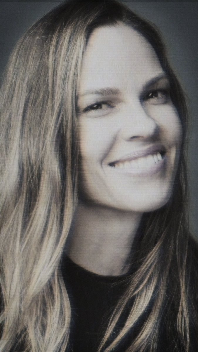 The wilderness welcomes Hilary Swank 🐝