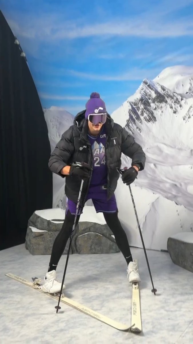 emphasis on ‘Mountain Basketball’ 🏔️🎿