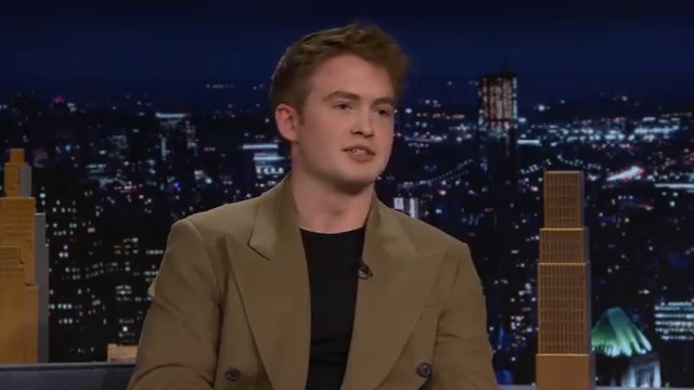 Kit Connor talks Season 3 of Heartstopper 🔥 #Heartstopper #FallonTonight