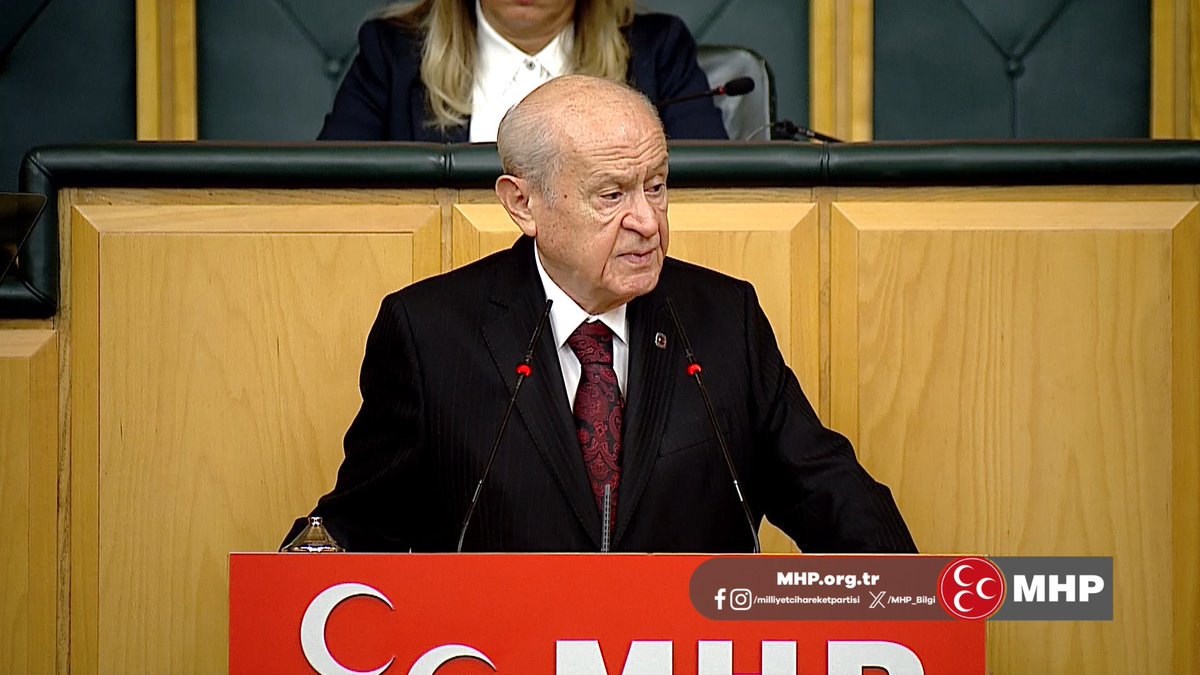 Milliyetçi Hareket Partisi’ne organize Pensilvanya operasyonu çekenlere ne Ülkü Ocakları’nı ne de Milliyetçi Hareket Partisi’ni çiğnetmem, hayır çiğnerim diyenler varsa, istedikleri yerde, bu davaya hayatını adamış inanmış bir Ülkücü olarak hepsini birden heyecanla beklerim.