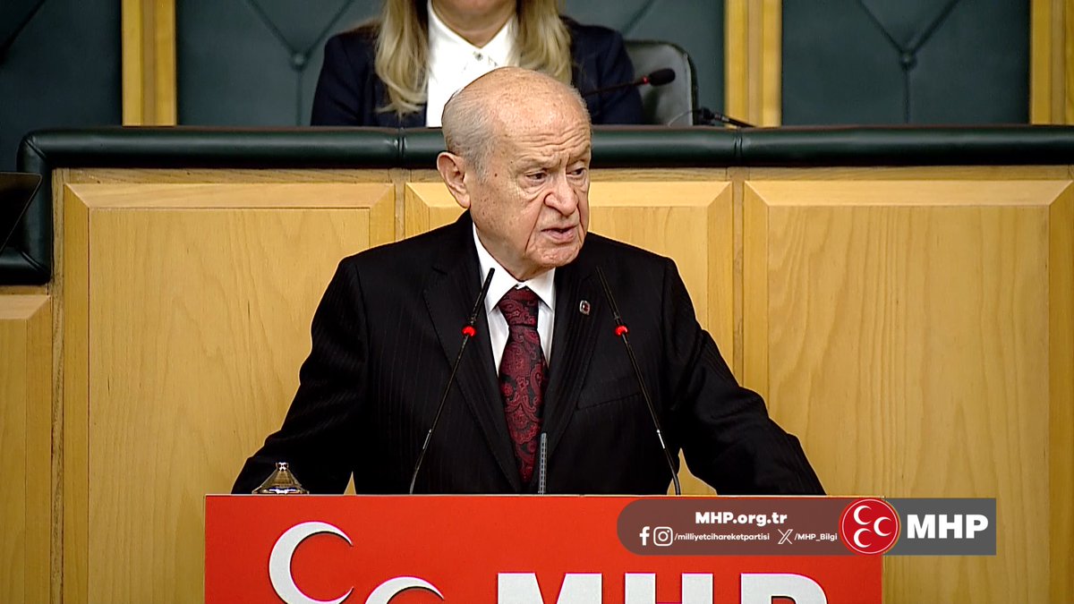 İlk kıblemiz Mescid-i Aksa’ya ve Haremi Şerif’e en şedit hakaret ve hücumlar yapılıyorken, İslam ülkeleri nereye sinmiş, nereye gitmiş, nereye gizlenmişlerdir?