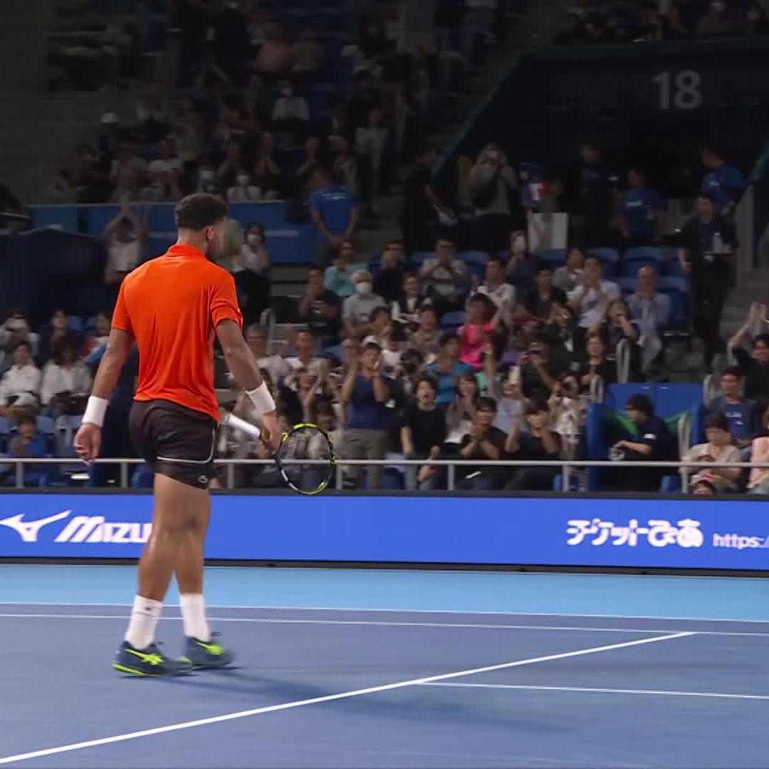 La balle de match phénoménale sauvée par Arthur Fils contre Ugo Humbert avant de renverser le tie-break en finale de Tokyo. 🤯🇫🇷
