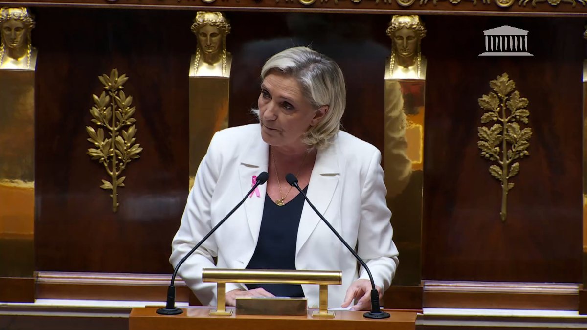 Il ne faudra pas vous contenter comme aujourd’hui de déclarations d’intention ou de diagnostics éculés. L’état de la France ne nous permet plus de tolérer les demi-mesures : nous n’en avons tout simplement plus le temps.