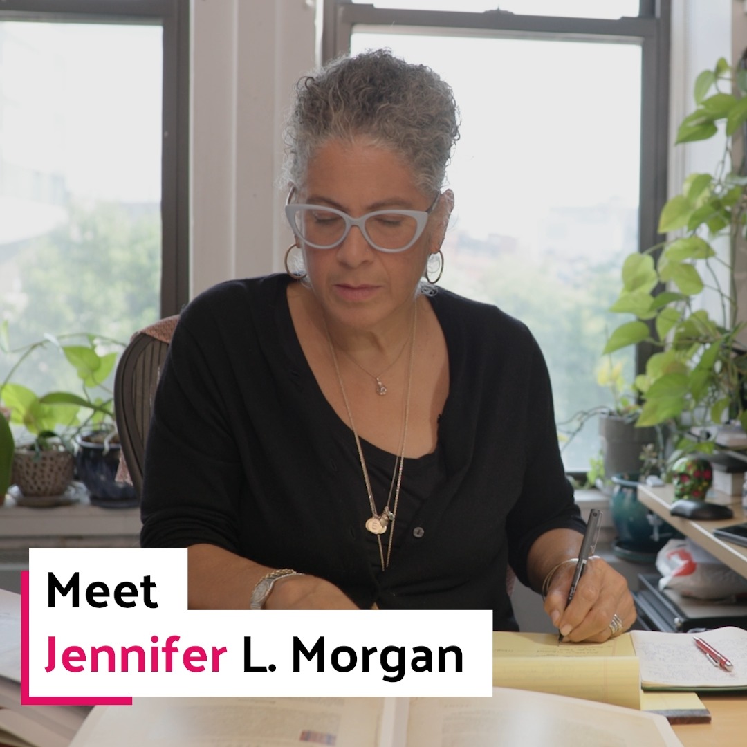 Meet Jennifer L. Morgan, a historian and 2024 #MacFellow demonstrating how exploitation of African women's reproductive potential was central to race-based slavery in early America. Learn more about Jennifer โฌ๏ธ