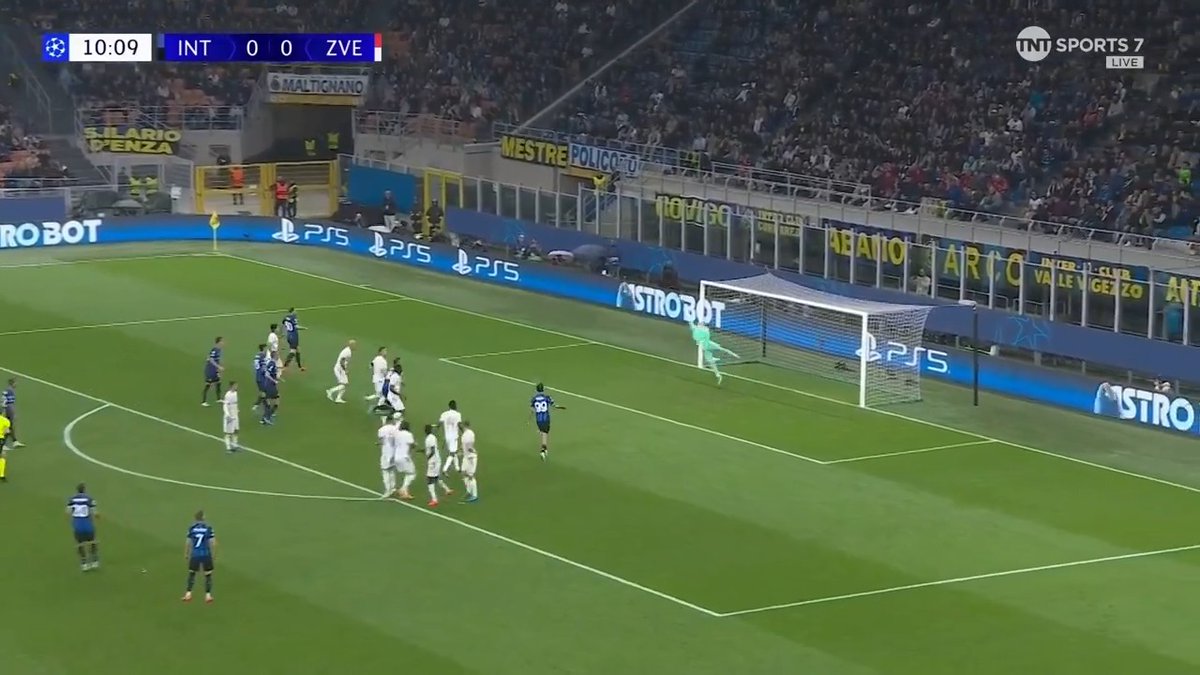 Hakan Çalhanoğlu. Take a fucking bow.