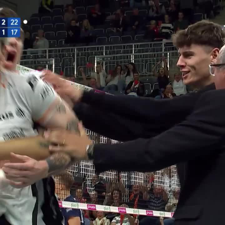 𝐌𝐔𝐒𝐈𝐂𝐈𝐄 to zobaczyć ‼️ Cóż za akcja JSW Jastrzębski Węgiel 😎
