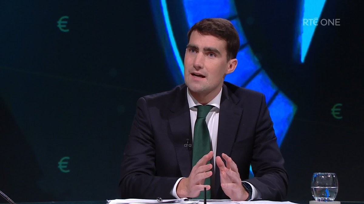 "Do you accept there's money going to people, quite a lot of people, who don't need it?" - Sarah McInerney "There's a lot of people who are struggling with energy costs in our economy..." - Jack Chambers. #rtept | RTÉ News
