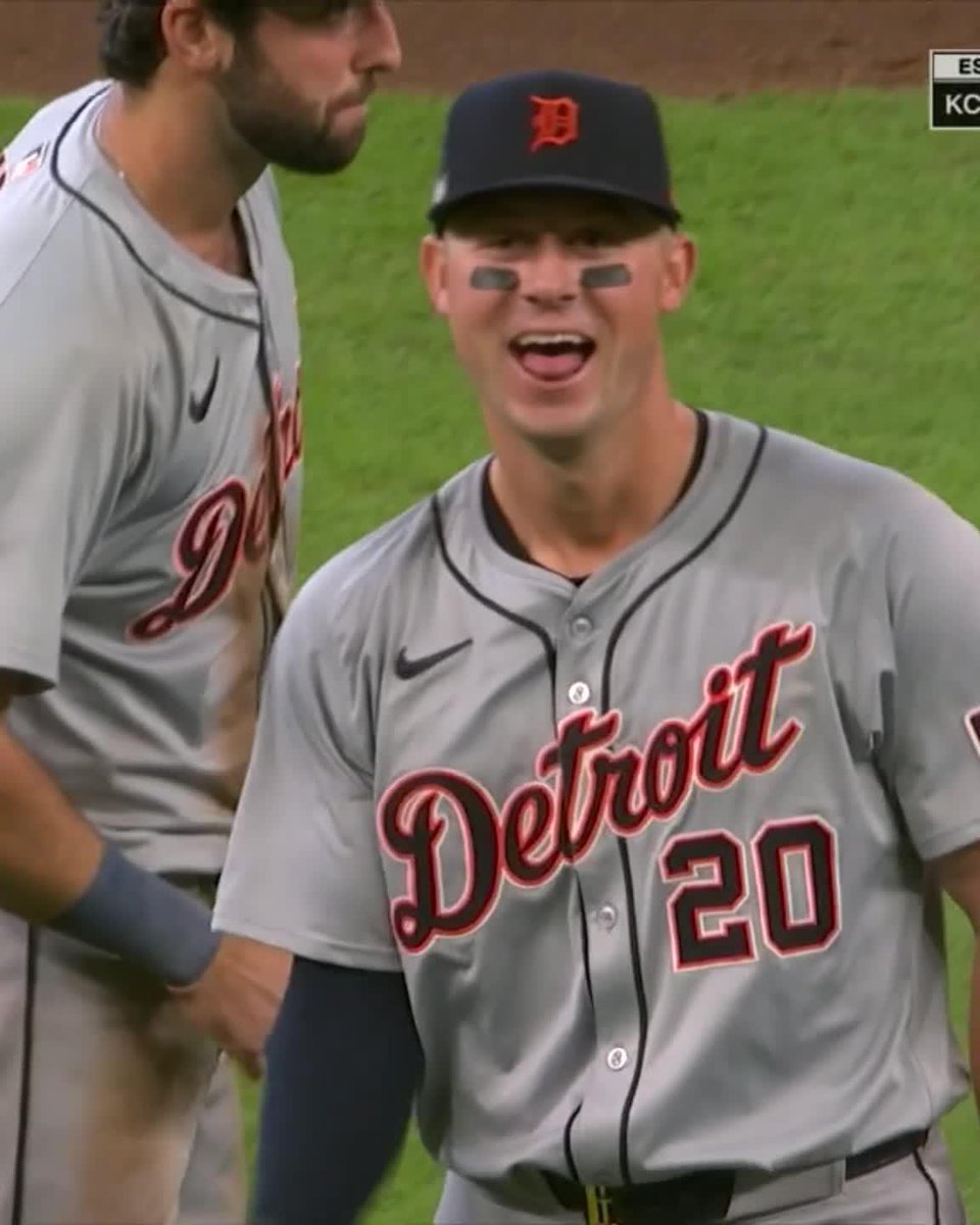 THE TIGERS HOLD ON TO TAKE GAME 1 OF THE WILD CARD SERIES IN THEIR FIRST PLAYOFF GAME IN 10 YEARS 🔥