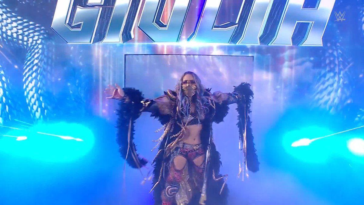 Giulia is here! 🙌 The Beautiful Madness has arrived to Chicago!!! #WWENXT